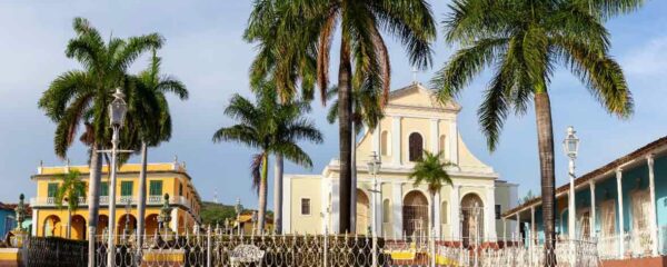 église catholique Plaza Mayor Trinidad Cuba